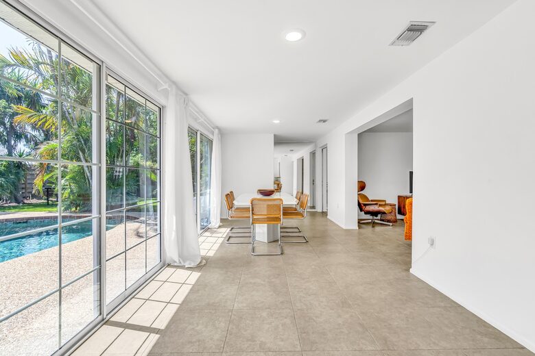 Tranquil Sarasota Retreat Near Siesta Key - Sarasota, Florida