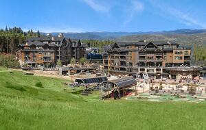 Grand Colorado on Peak 8 | 2-Bedroom Getaway in Breckenridge - Breckenridge, Colorado