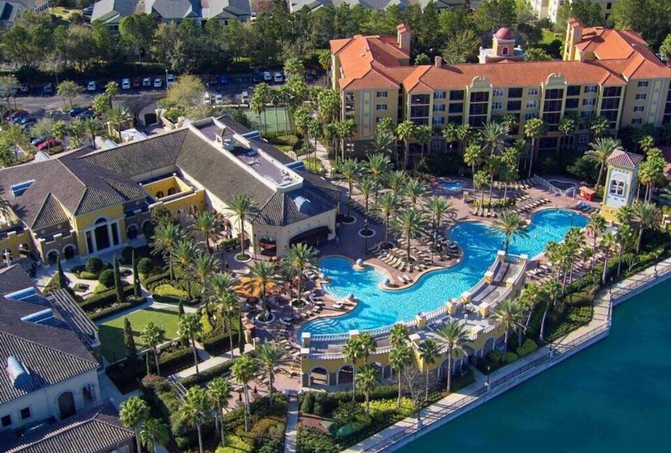 Luxurious 2-Bedroom Suite at Hilton Grand Vacations Tuscany Village - Orlando, Florida