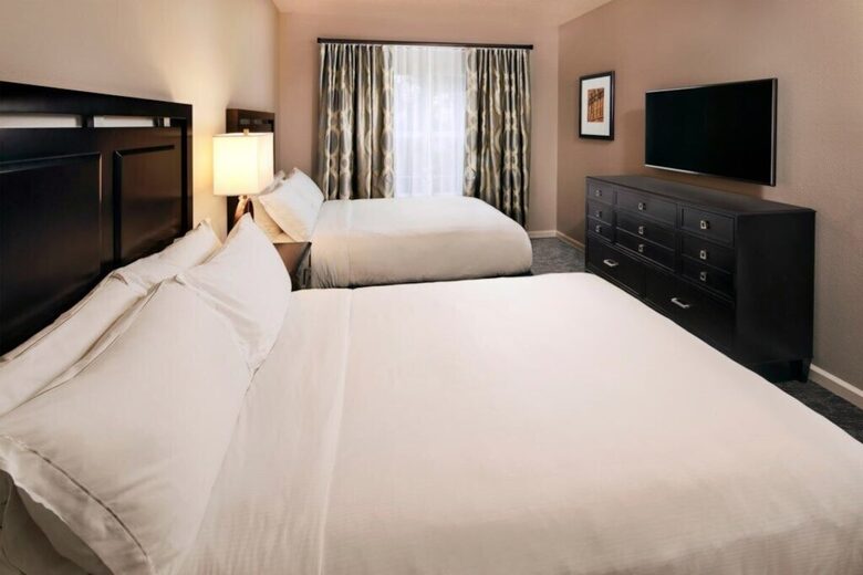 Luxurious 2-Bedroom Suite at Hilton Grand Vacations Tuscany Village - Orlando, Florida