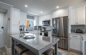 Beachfront Bliss in a Bright and Breezy Retreat - Clearwater, Florida