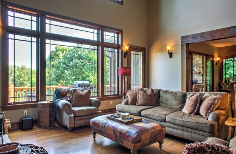 Expansive Views and Elegant Comfort Above the Clouds - Burnsville, North Carolina