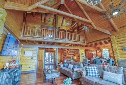 Copper Elk Lodge: A 6 acres Smoky Mountain Sanctuary - Sevierville, Tennessee