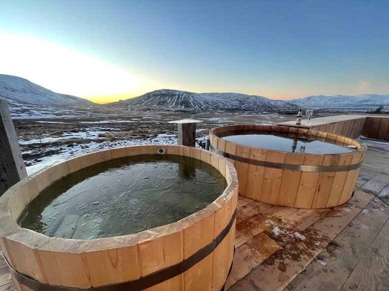 Modern Retreat with Northern Lights & Hot Tub Access - Mosfellsbær, Iceland