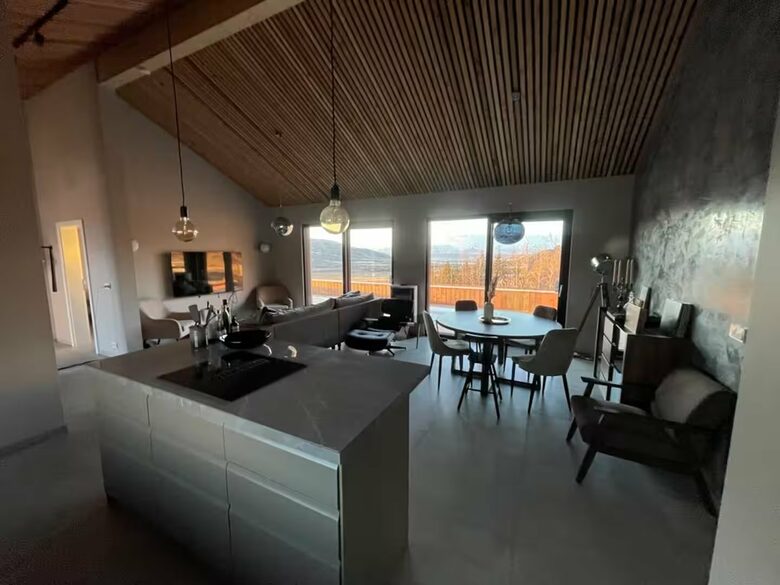 Modern Retreat with Northern Lights & Hot Tub Access - Mosfellsbær, Iceland