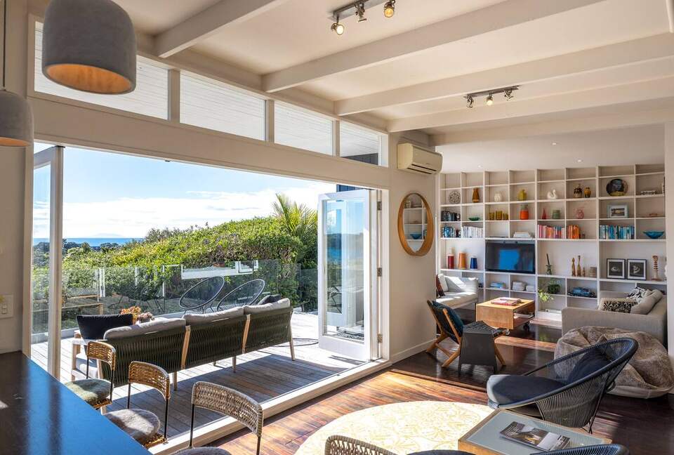 Island Escape - Waiheke Island, New Zealand