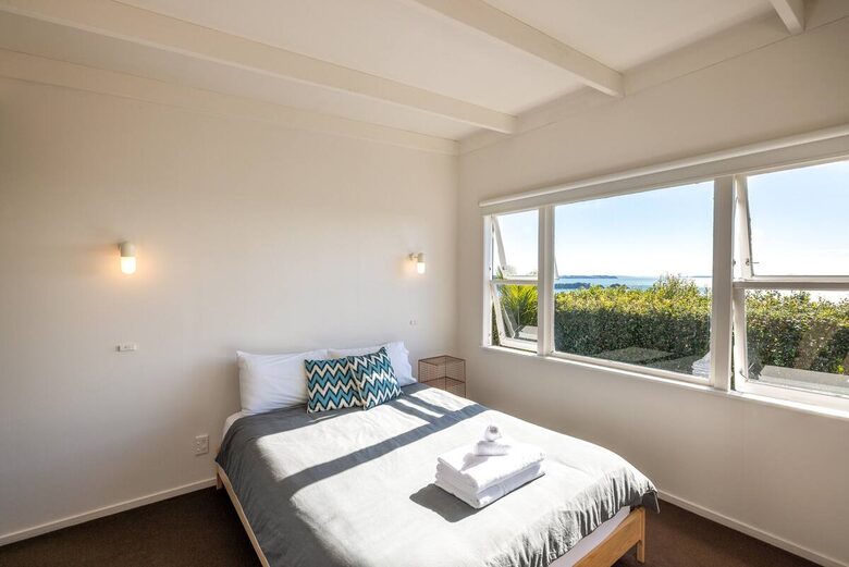 Island Escape - Waiheke Island, New Zealand