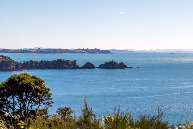 Island Escape - Waiheke Island, New Zealand