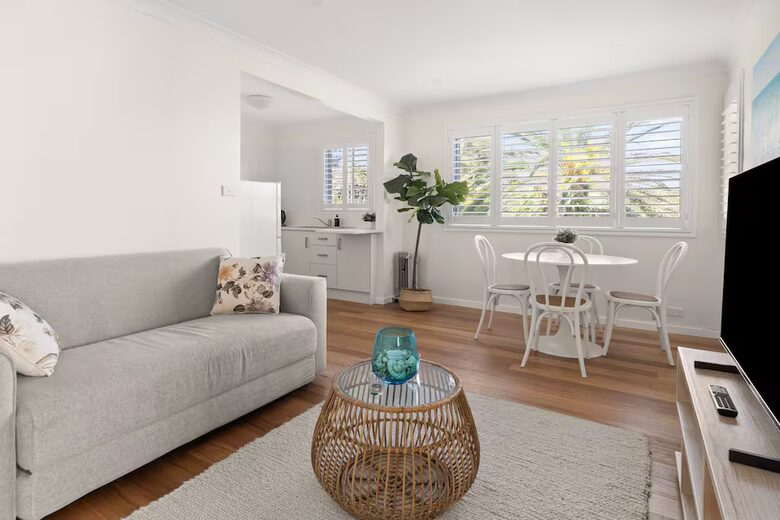 Charming Little Manly Retreat with Leafy Harbour Glimpses - Sydney, Australia