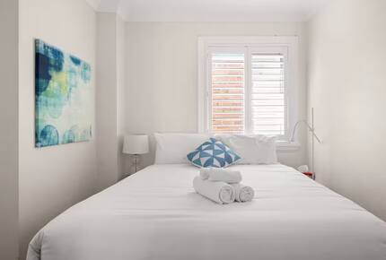 Charming Little Manly Retreat with Leafy Harbour Glimpses - Sydney, Australia