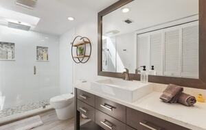 West Palm Beach Courtyard Retreat Near the Intracoastal - West Palm Beach, Florida