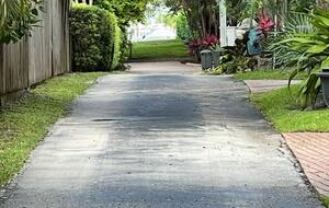 West Palm Beach Courtyard Retreat Near the Intracoastal - West Palm Beach, Florida