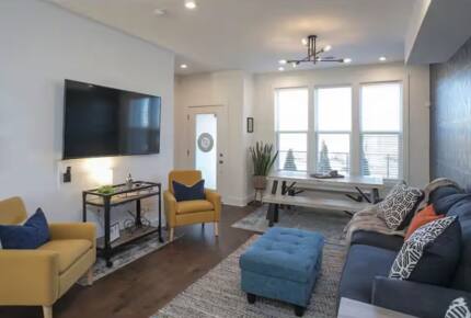 Modern Nashville Retreat with Private Rooftop Deck - Nashville, Tennessee