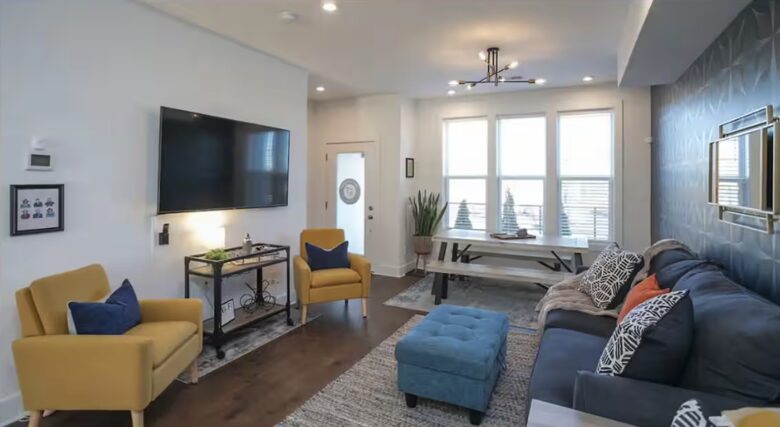 Modern Nashville Retreat with Private Rooftop Deck - Nashville, Tennessee