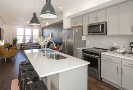 Modern Nashville Retreat with Private Rooftop Deck - Nashville, Tennessee