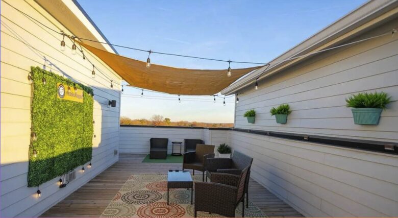 Modern Nashville Retreat with Private Rooftop Deck - Nashville, Tennessee
