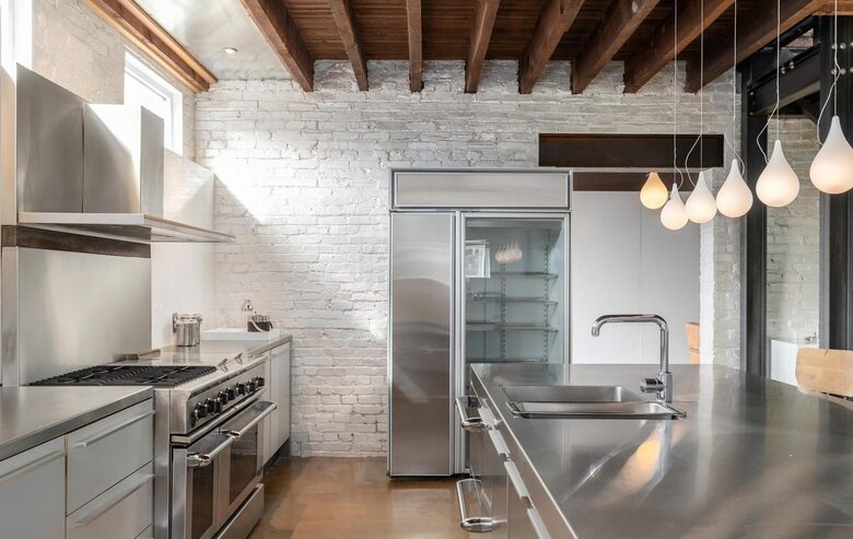 Steel, Brick, and Light | An Inspired Urban Sanctuary - Washington, Washington DC