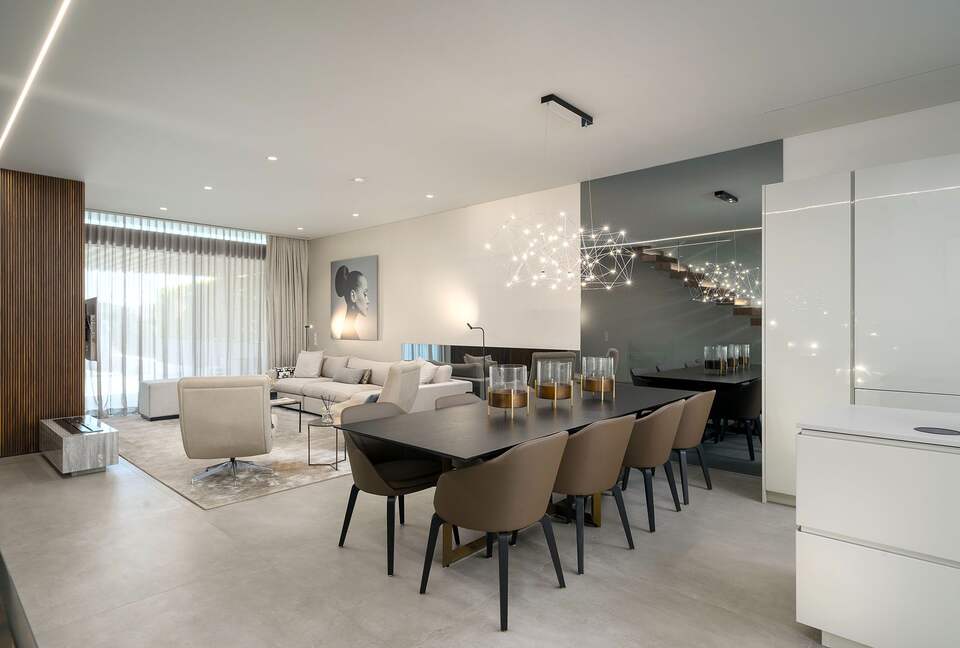 Elegant Modern Living in Vilas Alvas - Vale do Lobo, Portugal
