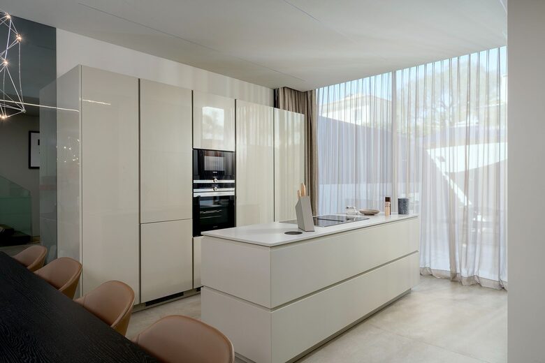 Elegant Modern Living in Vilas Alvas - Vale do Lobo, Portugal