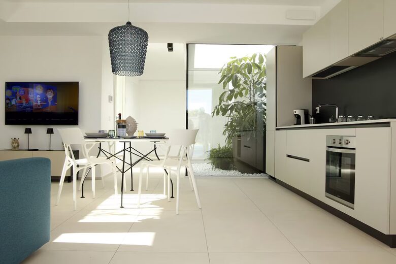 A Refined Coastal Retreat in Southern Sicily - Santa Maria Del Focallo, Ispica, Italy