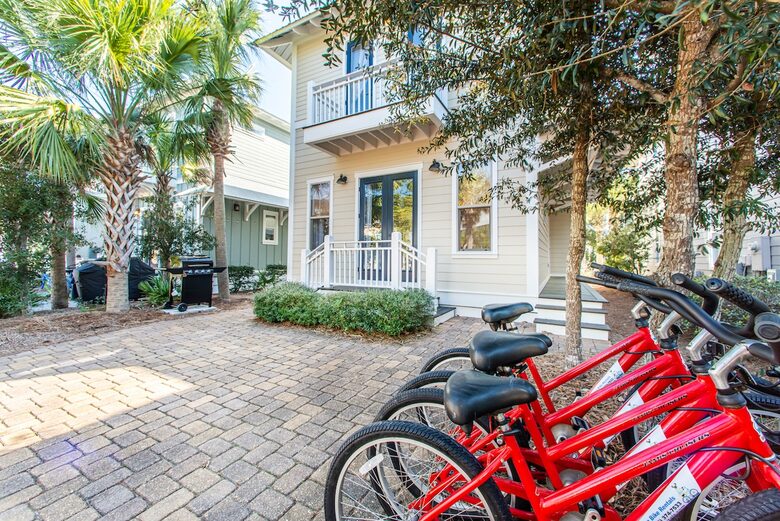 Coastal Charmer with Timeless Design in Seacrest Beach - Seacrest Beach, Florida