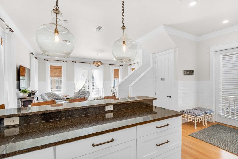 Coastal Charmer with Timeless Design in Seacrest Beach - Seacrest Beach, Florida