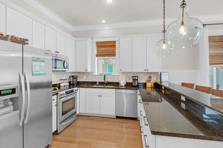Coastal Charmer with Timeless Design in Seacrest Beach - Seacrest Beach, Florida