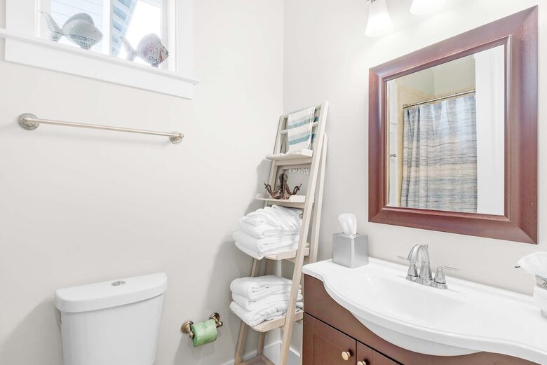 Coastal Charmer with Timeless Design in Seacrest Beach - Seacrest Beach, Florida