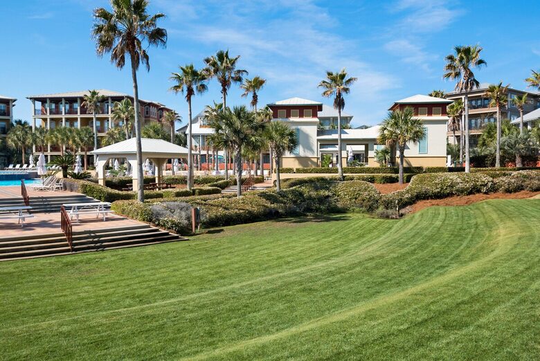 Coastal Charmer with Timeless Design in Seacrest Beach - Seacrest Beach, Florida