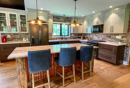 Charming Mount Holly Retreat on Six Private Acres - Mount Holly, Vermont