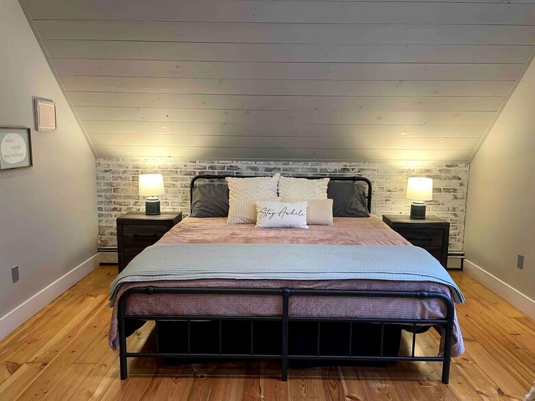 Charming Mount Holly Retreat on Six Private Acres - Mount Holly, Vermont