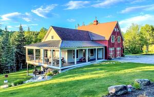 Charming Mount Holly Retreat on Six Private Acres - Mount Holly, Vermont