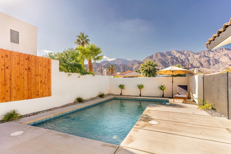 Desert Calm with Mountain Views - La Quinta, California