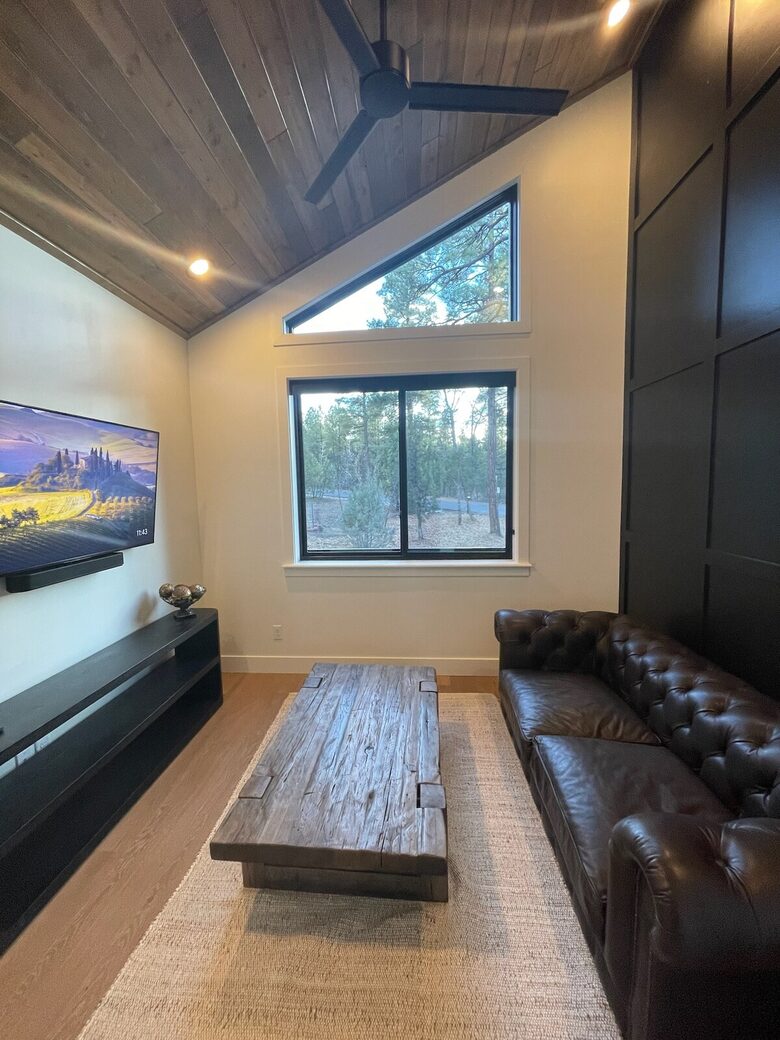 Serenity and Sophistication on Golf Course - Show Low, Arizona