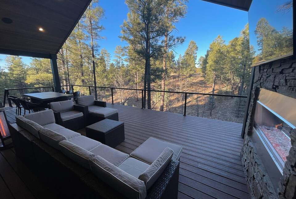 Serenity and Sophistication on Golf Course - Show Low, Arizona