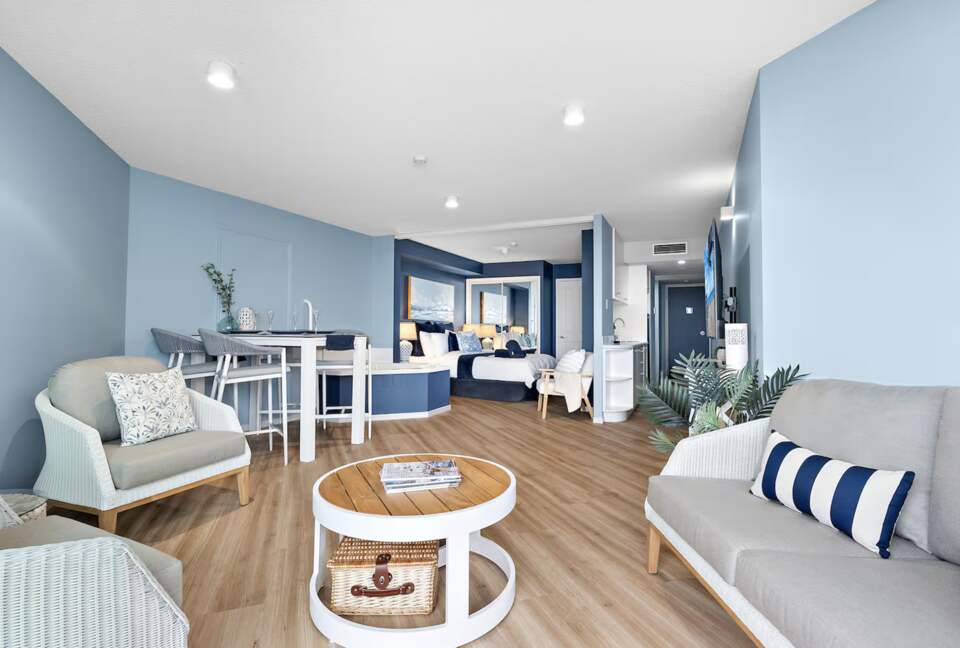 Spa and bedroom