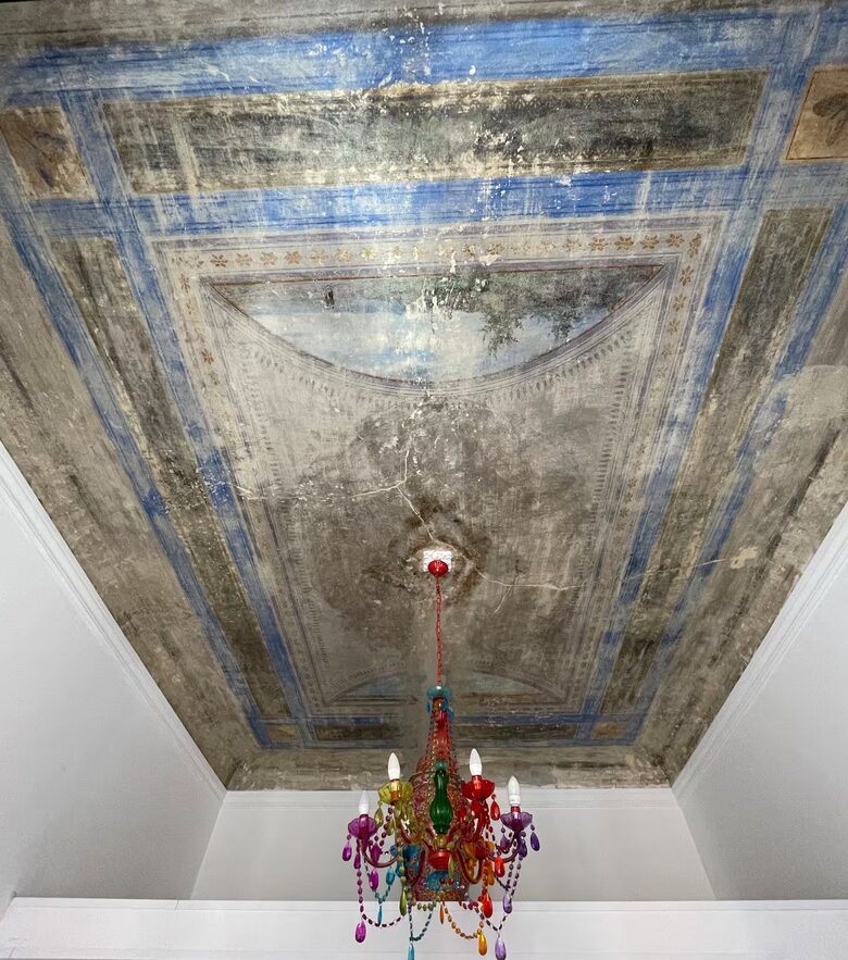 Spacious 19th-Century Apartment Overlooking Diocletian’s Baths - Rome, Italy