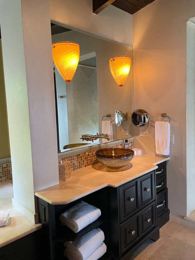 Luxury Oceanfront Villa at Four Seasons Nevis - Pinney's Beach, Charlestown, Saint Kitts and Nevis