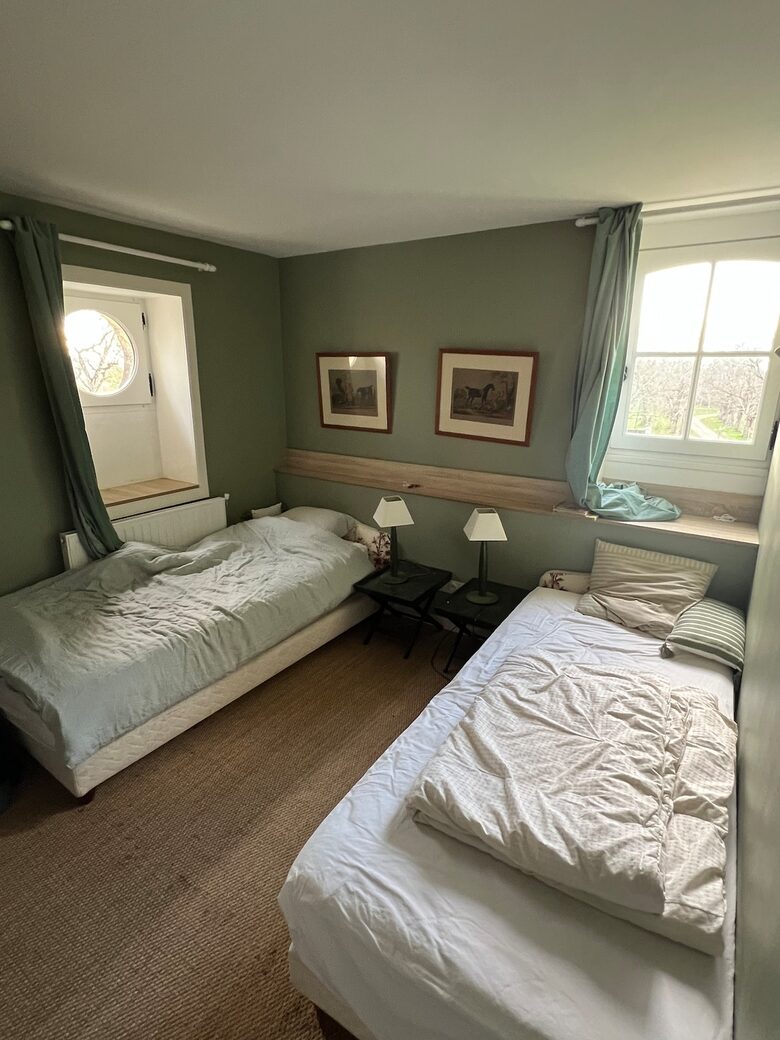 Historic Château with Riverside Views & Heated Pool - Daon, Mayenne, France