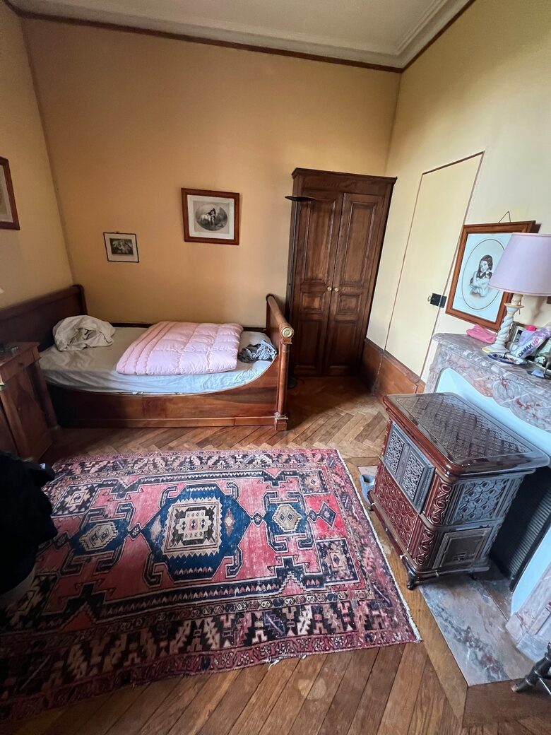 Historic Château with Riverside Views & Heated Pool - Daon, Mayenne, France