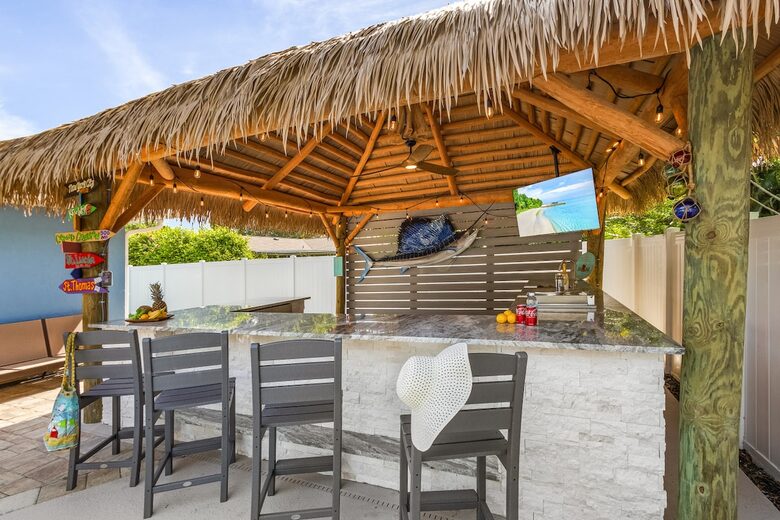 Elegant Fort Myers Retreat with Private Pool Near Beaches and Barrier Islands - Fort Myers, Florida