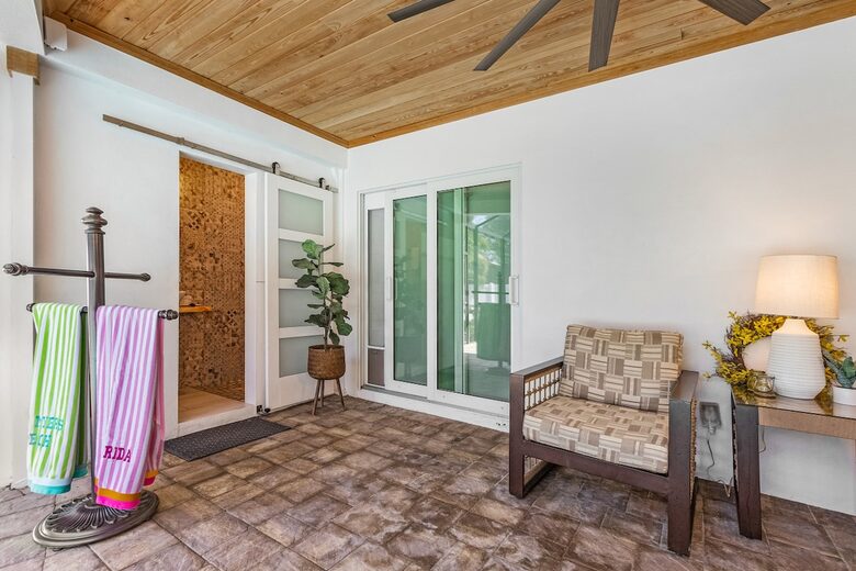 Elegant Fort Myers Retreat with Private Pool Near Beaches and Barrier Islands - Fort Myers, Florida
