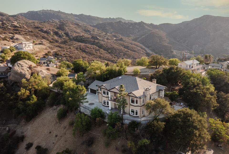 Hilltop Escape with Iconic Views and Timeless Style - Santa Susana, California