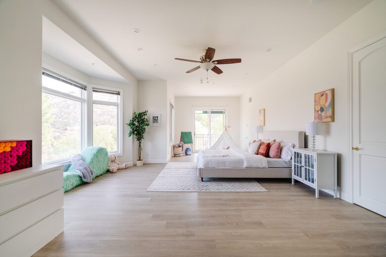 Hilltop Escape with Iconic Views and Timeless Style - Santa Susana, California