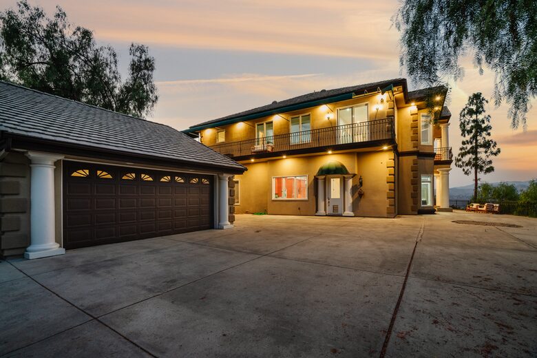 Hilltop Escape with Iconic Views and Timeless Style - Santa Susana, California