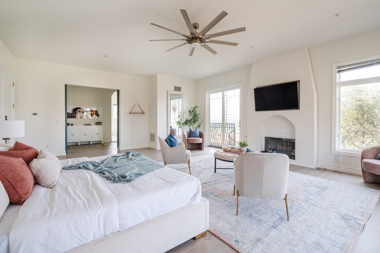 Hilltop Escape with Iconic Views and Timeless Style - Santa Susana, California