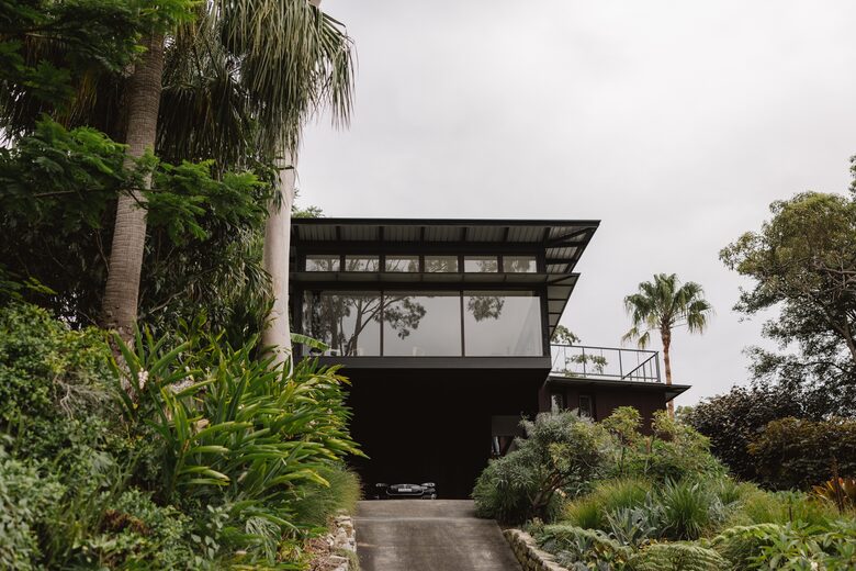 Pacific House - Palm Beach, Australia