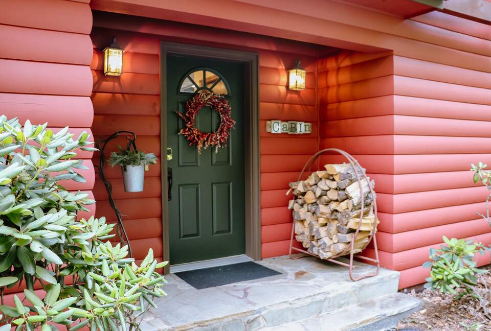 Blue Ridge Hideaway with Mountain Views - Blowing Rock, North Carolina