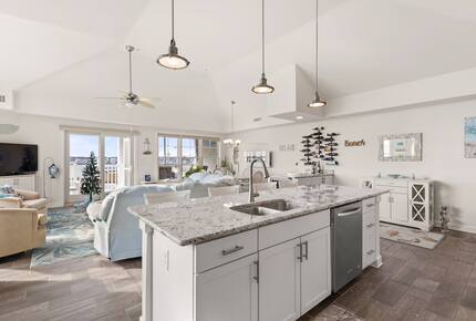 Serene Coastal Escape with Panoramic Views - Selbyville, Delaware