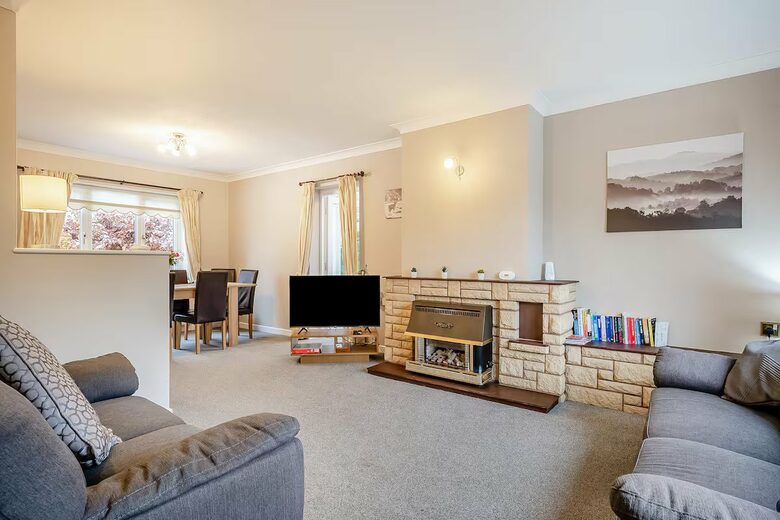 Elegant Cotswold Retreat Near Bourton-on-the-Water - Bourton-on-the-Water, United Kingdom